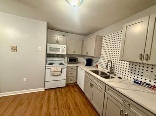 46 Gibbs St APT 1D, Worcester, MA 01607