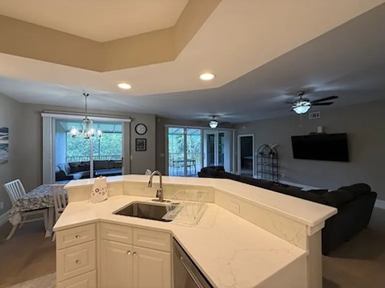 269 Vintage Bay Dr #C-3 — Photo 3
