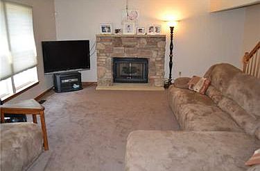 2nd image of 187 Oak Brook Cir