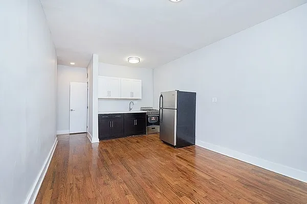 Rented by Empire Deeds LLC  | media 16