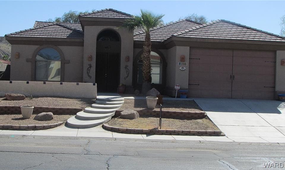 1st image of 2888 Country Club Dr