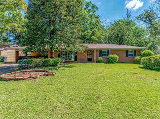 1455 Springdale Dr, Jackson, MS 39211