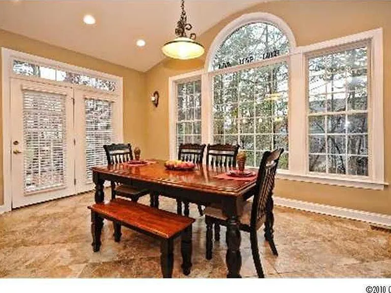 715 Fairway Point Dr — Photo 13