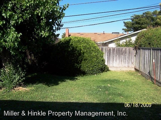 2nd image of 2084 Kim Louise Dr