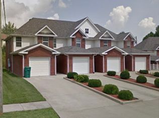 111 Ash Ct, Radcliff, KY 40160