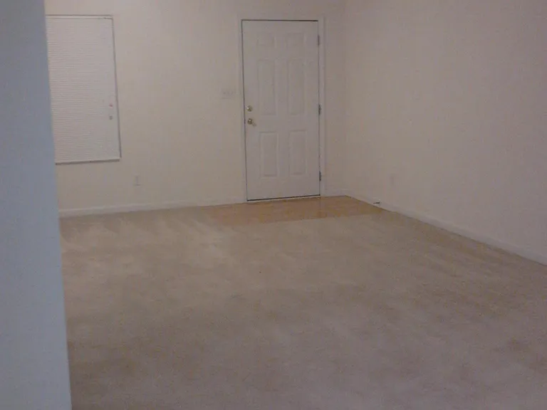 5355 Oakley Commons Blvd — Photo 2