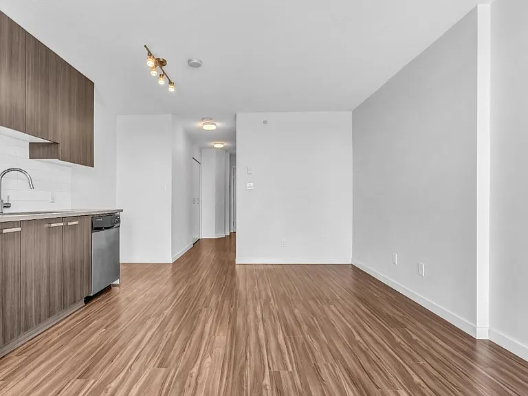 13325 102a Ave #11XX — Photo 4