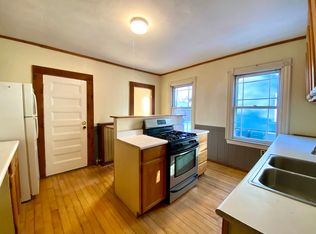 126 Firglade Ave FLOOR 1, Springfield, MA 01108