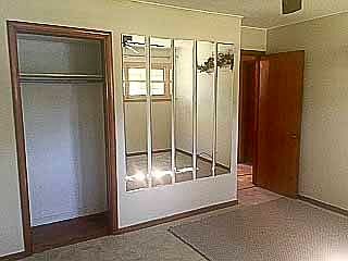 5th image of 8919 McVicker Ave