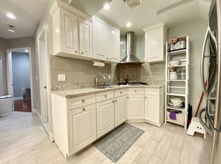 557 48th St #L, Brooklyn, NY 11220