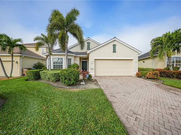 2454 Blackburn Cir, Cape Coral, FL 33991