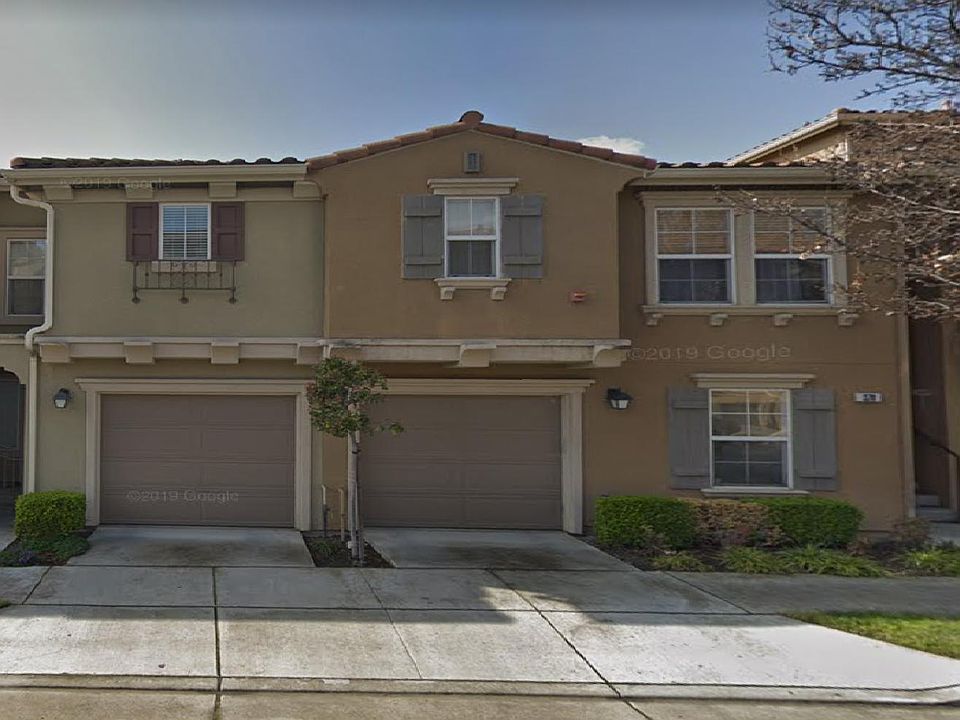 1st image of 378 Marble Arch Ave