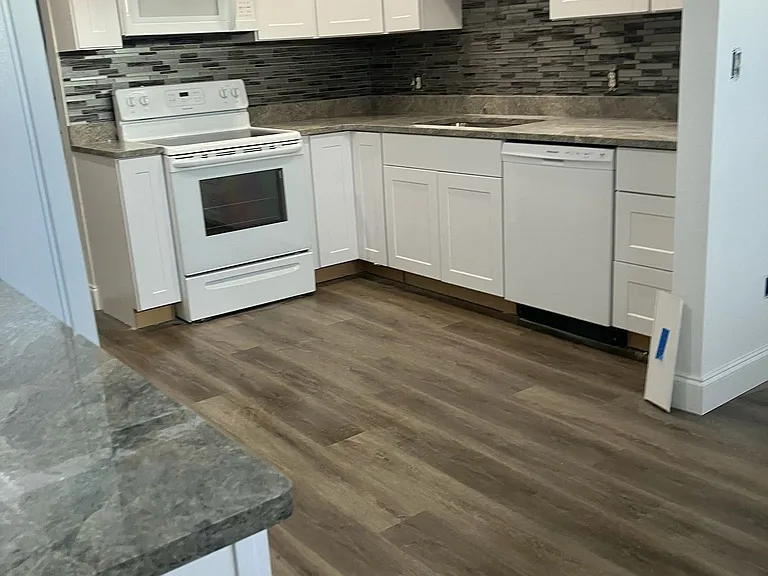 5080 Locust St NE #322 — Photo 3