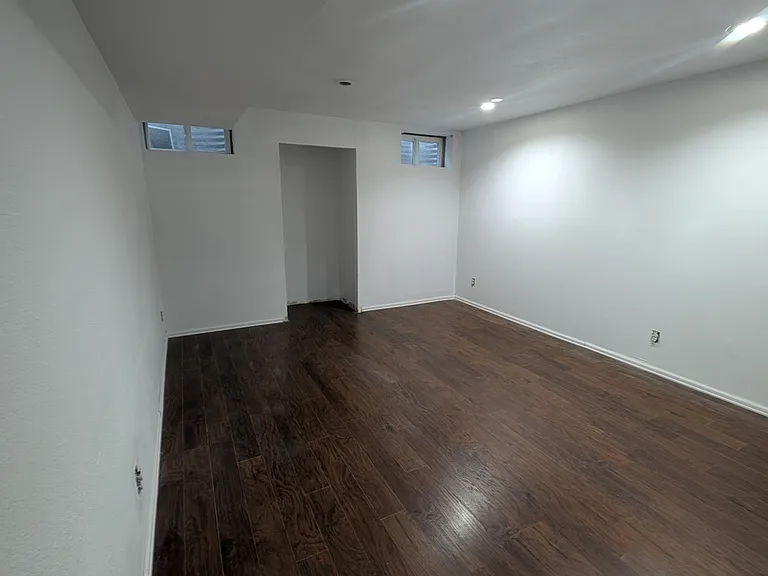 1161 S Yosemite Way #33 — Photo 8
