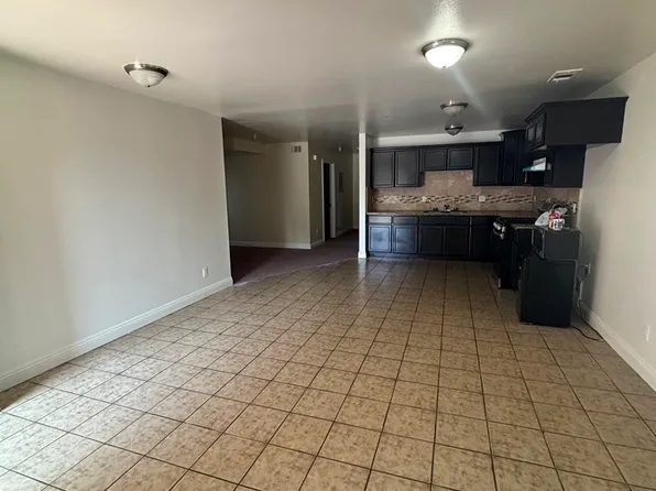 759 E 73rd St, Los Angeles, CA 90001