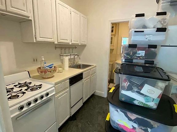 3rd image of 339 E 81st St #5DD