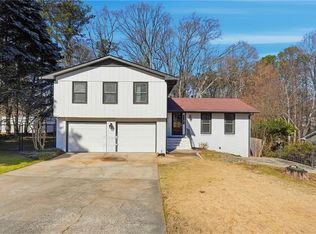 3695 Woodberry Dr, Duluth, GA 30096