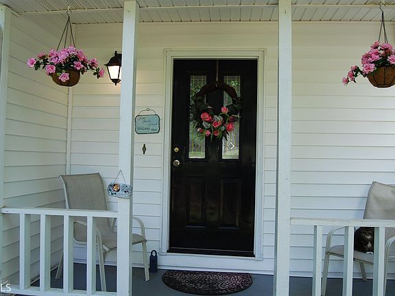 2nd image of 255 Brookwood Ln