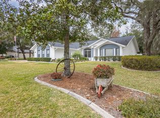 425 E Lancaster St, Lecanto, FL 34461
