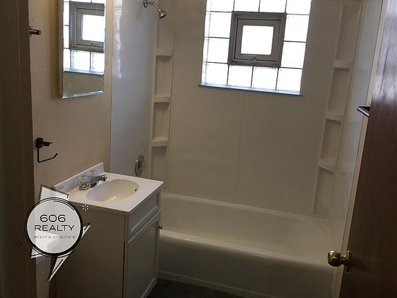4th image of 1246 S 51st Ct #101