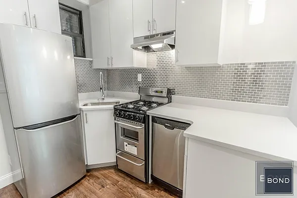 Rented by Bond New York | media 2