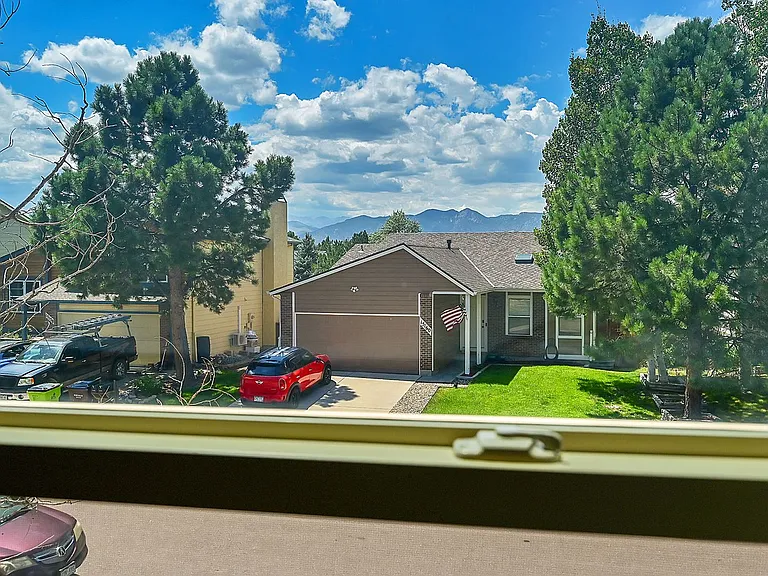 15165 Chelmsford St — Photo 23