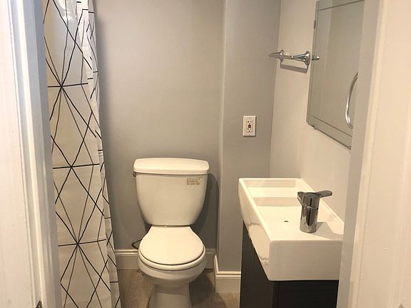 UNIT 1 - BATHROOM