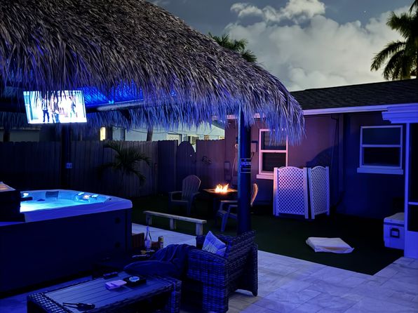 154 E 29th Ct, Riviera Beach, FL