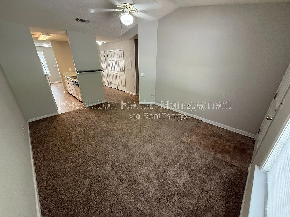Building Photo - 733 Stallings Rd #F
