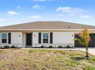 1409 NE 4th Pl, Cape Coral, FL 33909