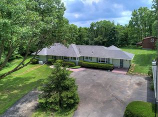 2060 Middleton Rd, Hudson, OH 44236