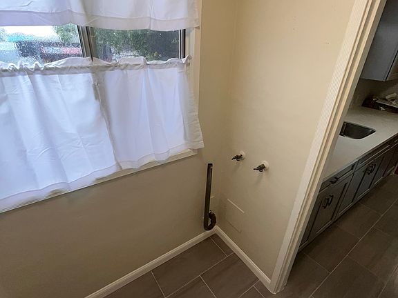 4th image of 12926 San Pablo Ave #C