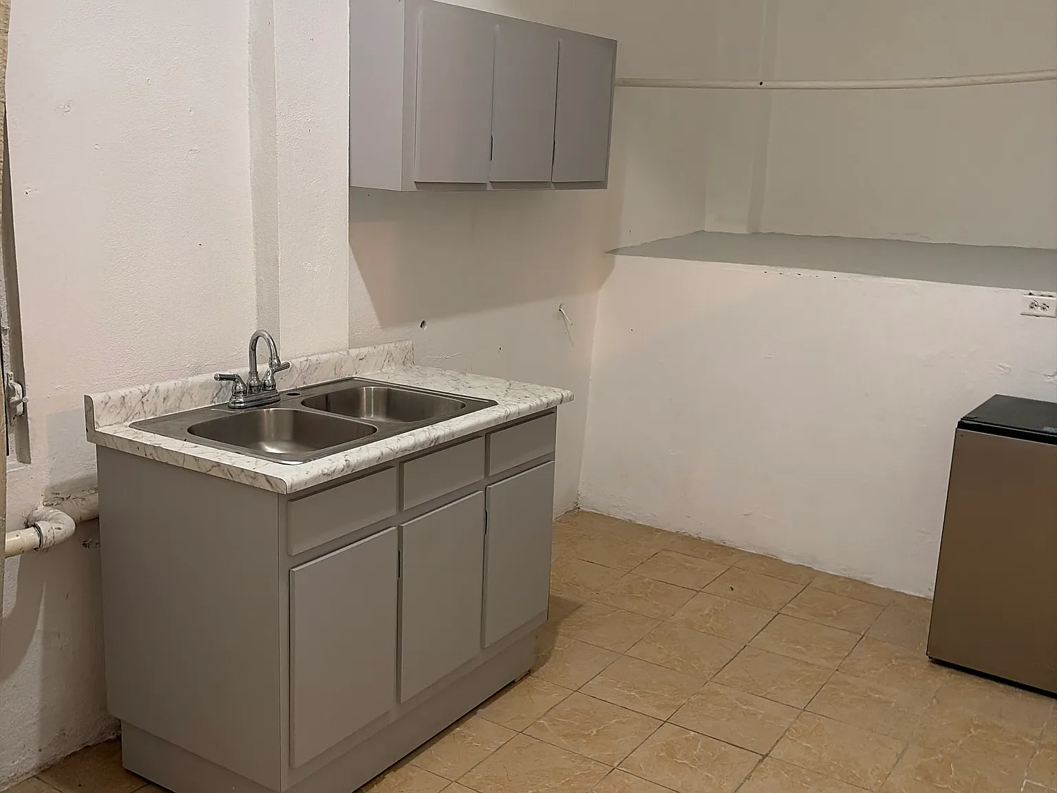 1 bed, 1000 sqft, $525 — Photo 2