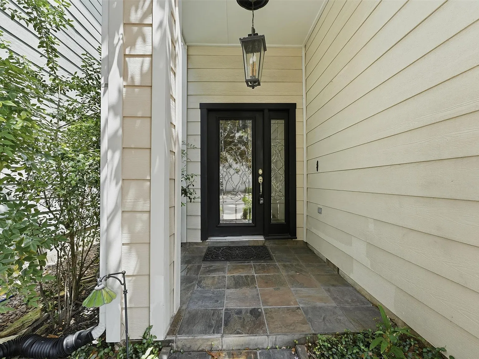 3 bed, 3.5 bath, 2994 sqft, $3,700 — Photo 3