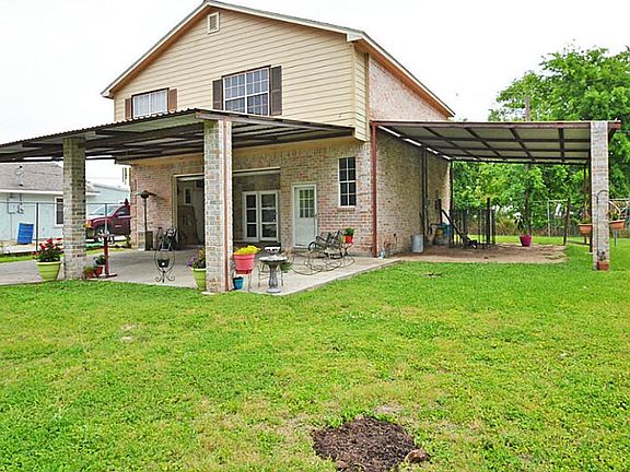 4th image of 15910 Faywood Dr