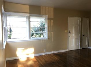 3752 1/2 Griffith View Dr, Los Angeles, CA 90039