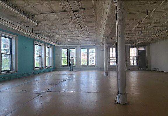 2nd image of 284 Bowery #3