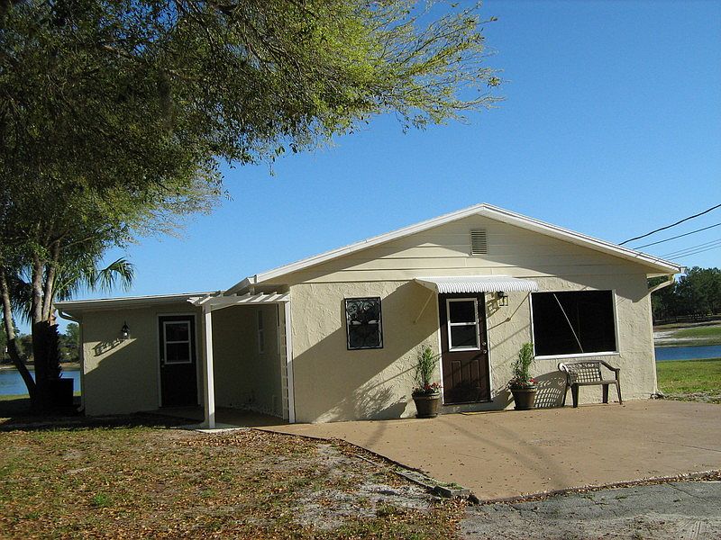 1st image of 3640 Lake Diana Dr