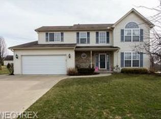 1562 Augusta Ave, Brunswick, OH 44212
