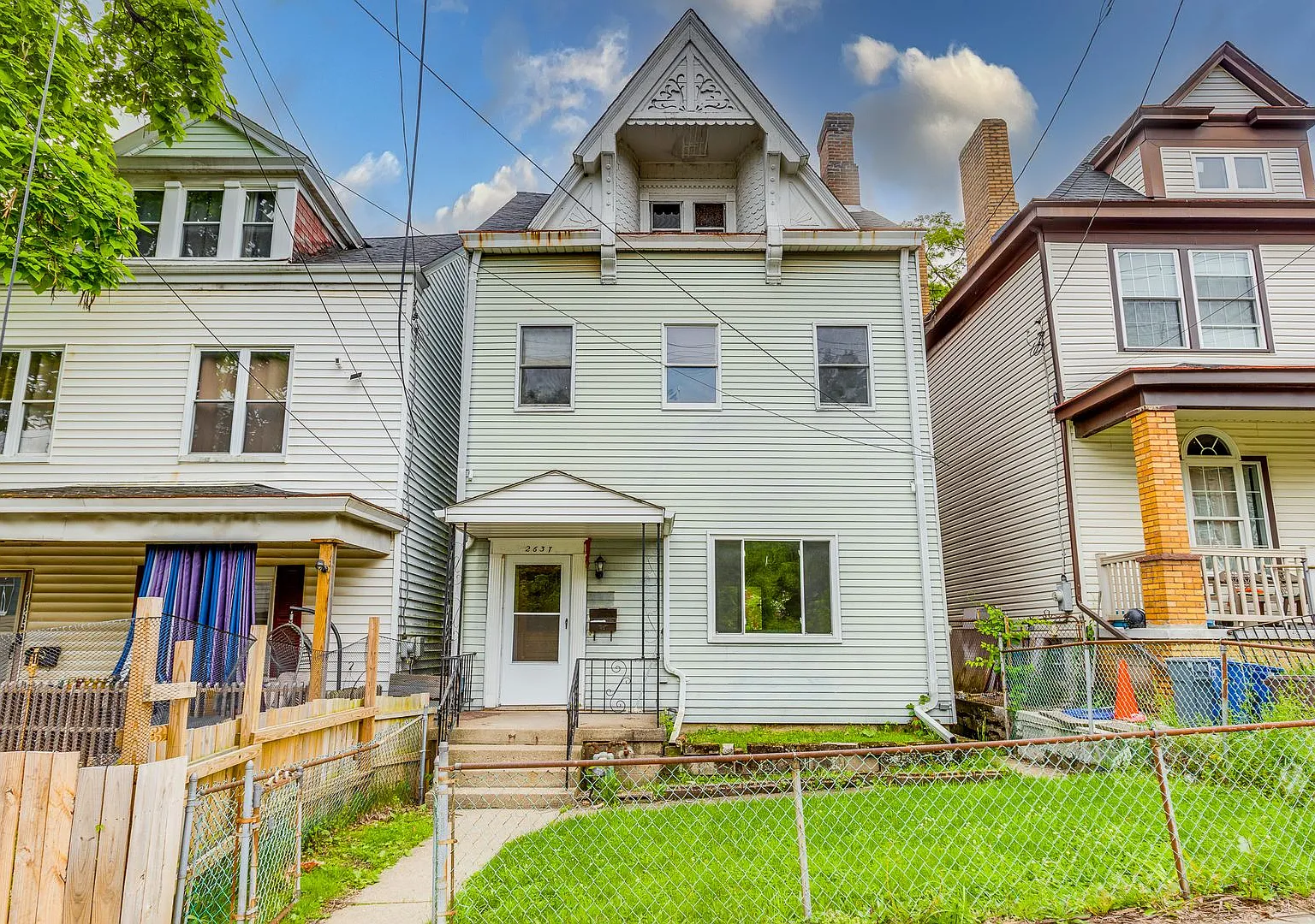 Spacious 4 Bed, 1 Bath Home Freshly Updated| Perry South — Photo 1