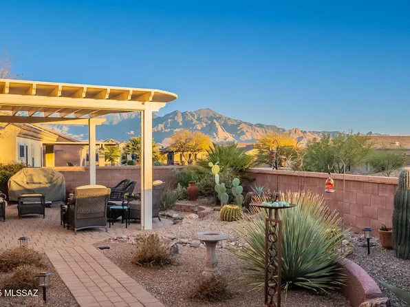 2011 W Demetrie Canyon Dr, Green Valley, AZ 85622