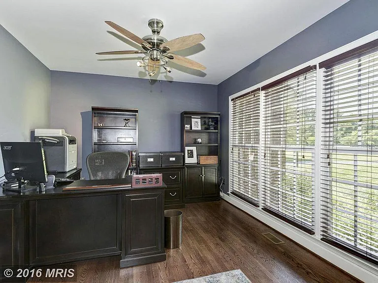 17533 Applewood Ln — Photo 6