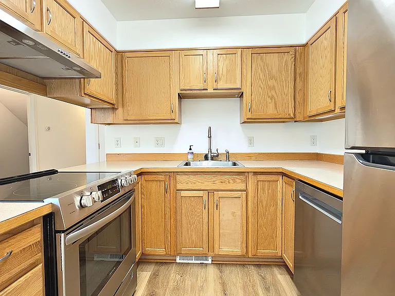 8807 N Tyndall Ave — Photo 37