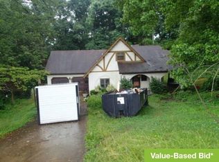 7401 Irongate Dr, Hixson, TN 37343