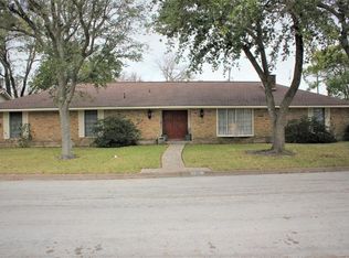 1900 Carter Ln, La Marque, TX 77568