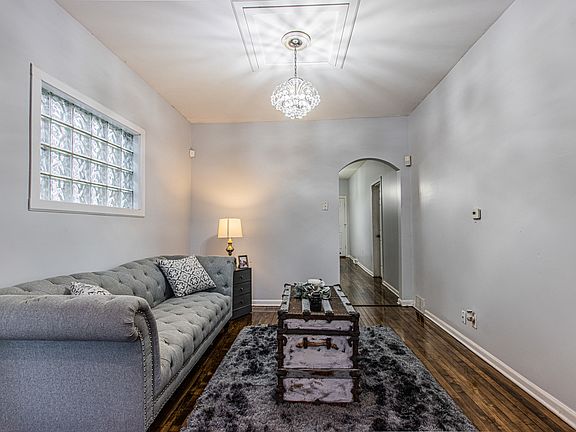 4th image of 1304 S East Ave