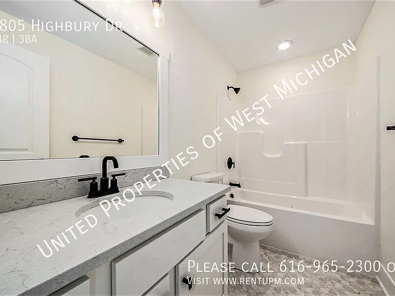3805 Highbury Dr — Photo 3
