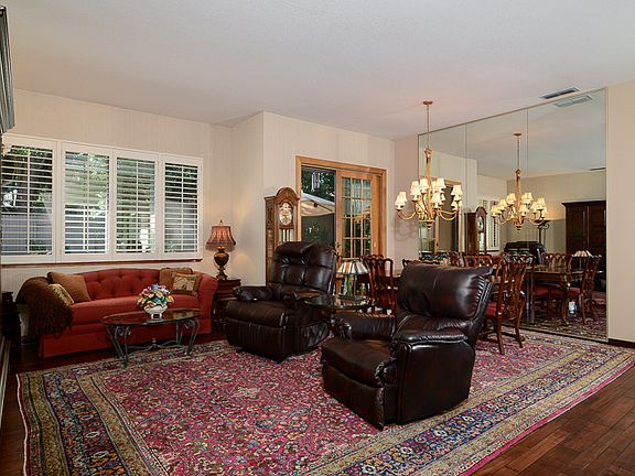 4th image of 2195 Juniper Creek Ct
