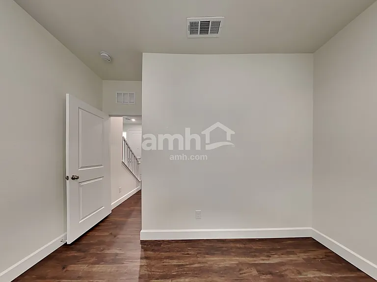 291 Austin Bellerose Pl — Photo 13