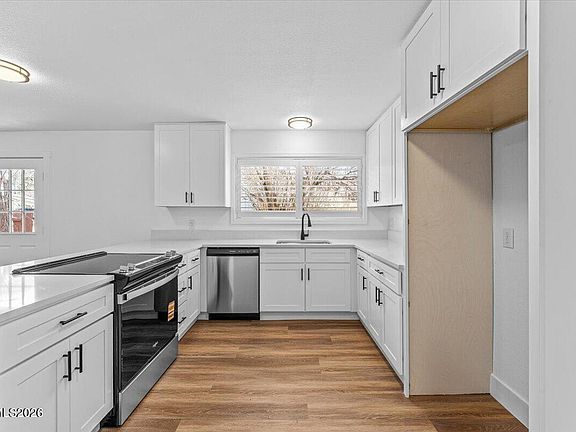 5th image of 424 S Richmond Ave